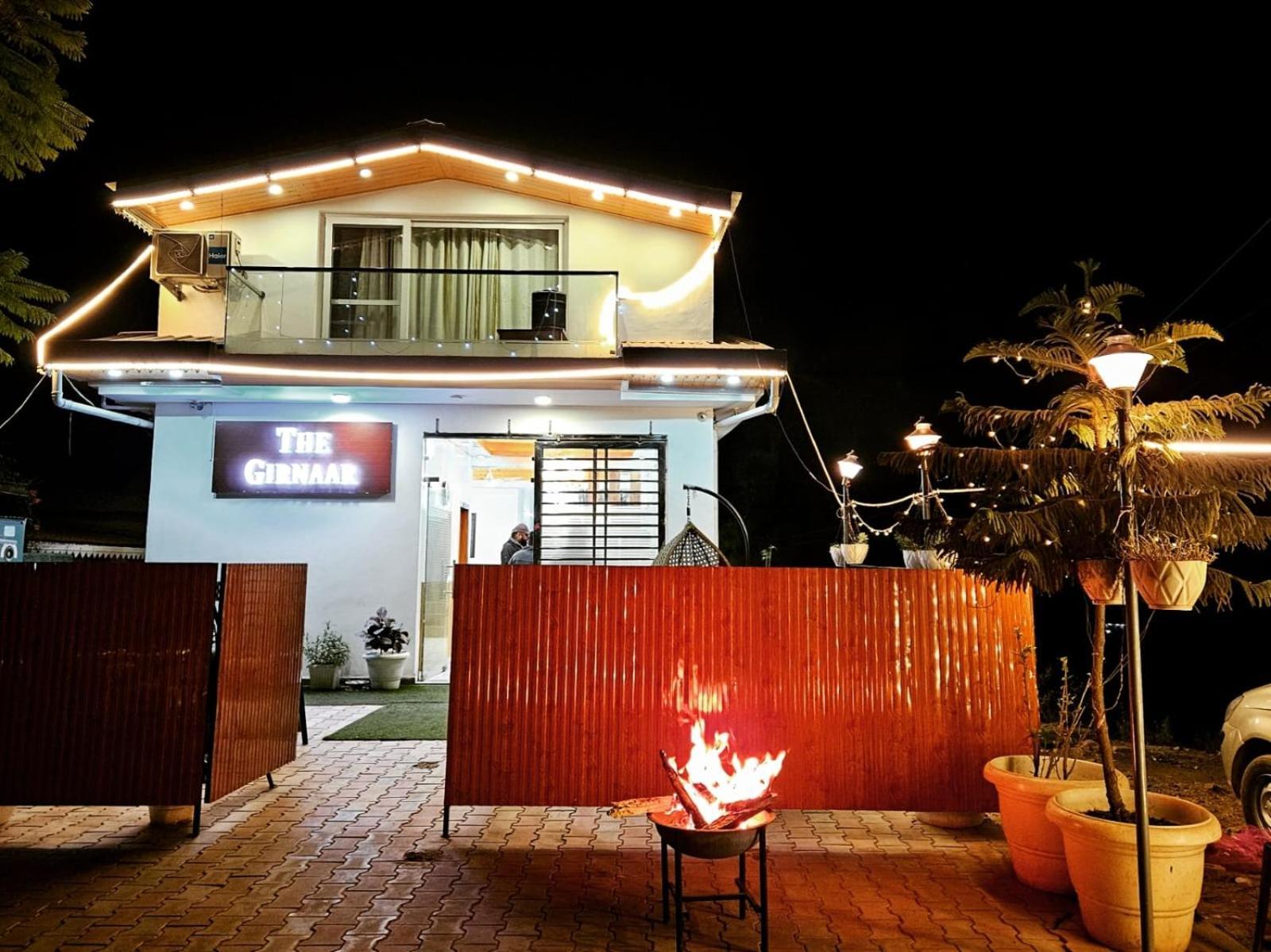 Weekend Vibes Bed and Breakfast Kasauli Esterno foto